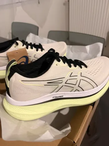 Gebrauchtes Asics Glideride MAX bike