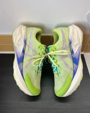 Käytetty Asics Novablast 5 bike — kuva 2 / 12