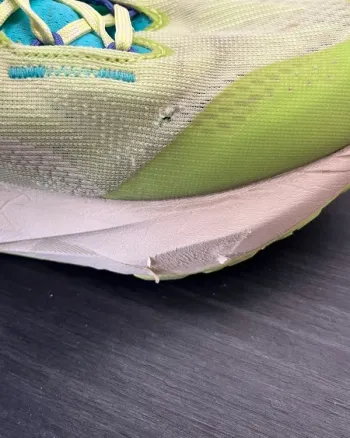 Käytetty Asics Novablast 5 bike — kuva 12 / 12