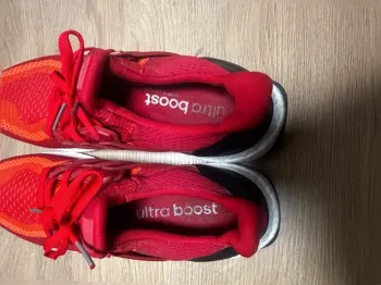 Gebrauchtes Adidas Ultraboost 2.0 Solar Red Gradient 2016 bike — Bild 8 von 8