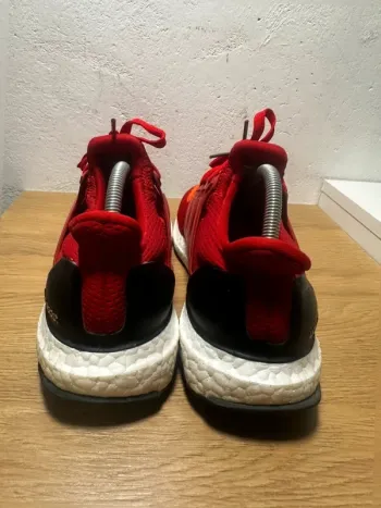 Gebrauchtes Adidas Ultraboost 2.0 Solar Red Gradient 2016 bike — Bild 4 von 8