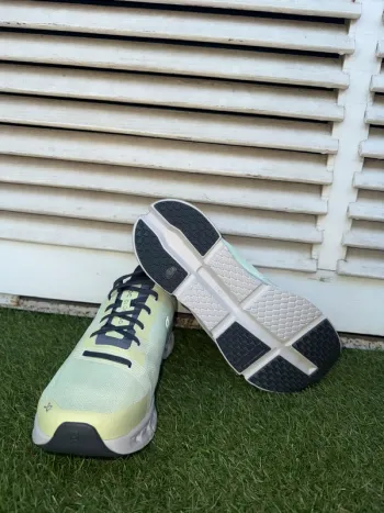 100% ON Running Shoes bike usato — immagine 4 di 6