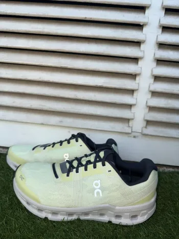 Gebrauchtes 100% ON Running Shoes bike