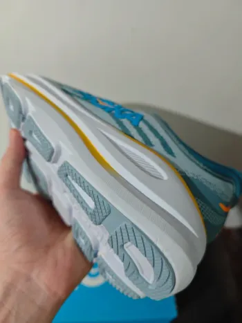 Hoka Running Shoes bike d'occasion — image 7 sur 10