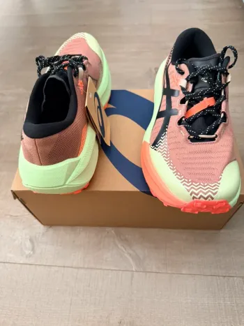 Używany Asics Trabuco Max 5 bike — zdjęcie 3 z 6