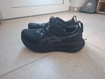 Używany Asics Gel Nimbus 28 bike — zdjęcie 2 z 6