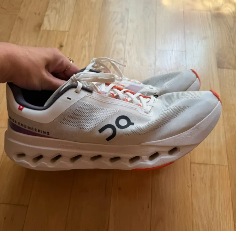 On Running Cloudsurfer bike d'occasion — image 12 sur 13