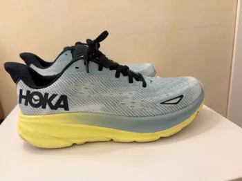 Used Hoka Clifton 9 bike