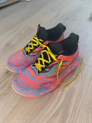 Used Asics Gel-Nimbus 25 bike — image 4 of 10
