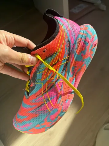 Used Asics Gel-Nimbus 25 bike — image 5 of 10