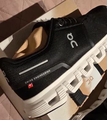 Used On Running On sneakers size 42.5 bike — image 3 of 12