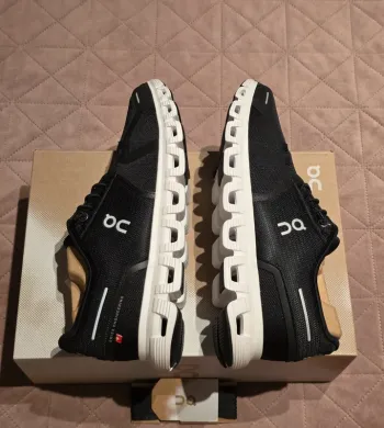 Used On Running On sneakers size 42.5 bike — image 9 of 12