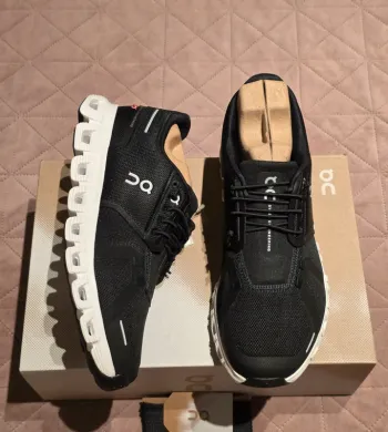 Used On Running On sneakers size 42.5 bike — image 7 of 12
