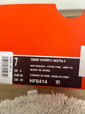 Used Nike ZoomX Vaporfly Next% 4 bike — image 10 of 10