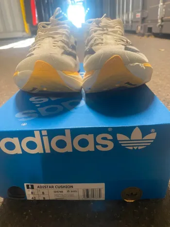 Używany Adidas Adistar Cushion bike