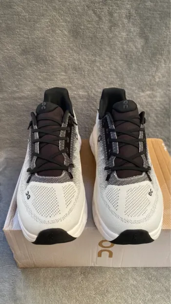 Gebrauchtes On Running On Shoes bike — Bild 3 von 5