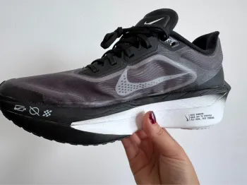 Tweedehands Nike Zoom Fly 06 bike — afbeelding 3 van 7