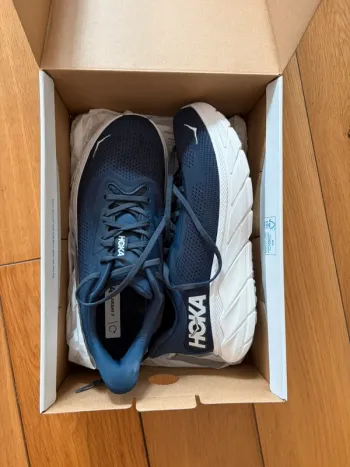 Used Hoka Arahi 7 bike