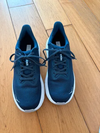 Used Hoka Arahi 7 bike — image 10 of 11