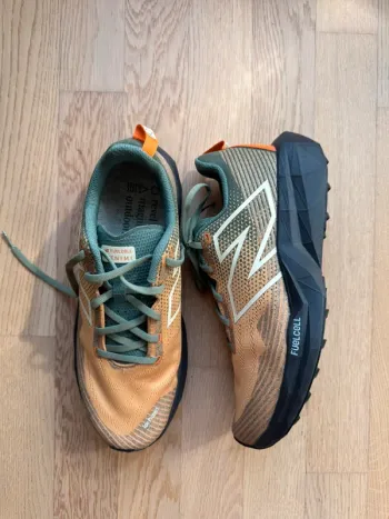 Gebrauchtes New Balance FuelCell Venym bike
