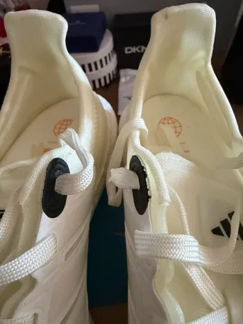 Tweedehands Adidas Boost bike — afbeelding 6 van 9