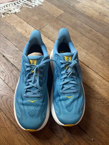 Used Hoka Clifton 10 bike