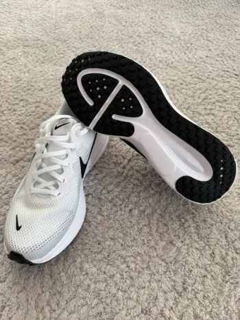 Używany Nike performance Road running shoes bike — zdjęcie 2 z 4