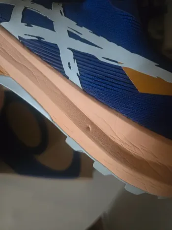 Used Asics Fujilite 6 bike — image 6 of 6