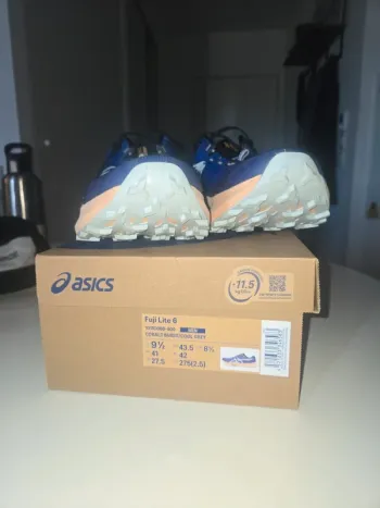 Used Asics Fujilite 6 bike — image 5 of 6