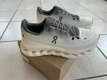 Used On Running Cloud bike — image 2 of 3