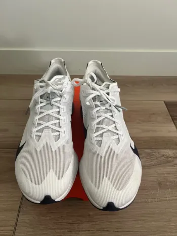 Použité Nike ZoomX Vaporfly Next%4 bike — obrázek 5 z 6