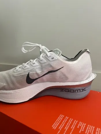 Použité Nike ZoomX Vaporfly Next%4 bike — obrázek 3 z 6