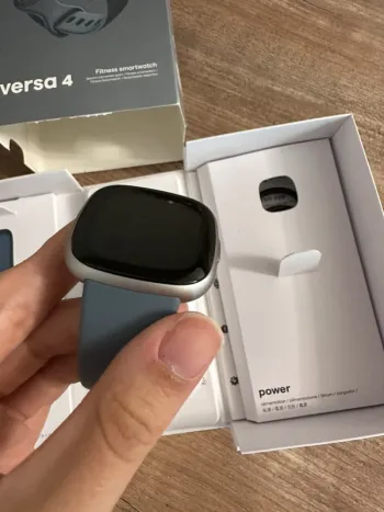 Fitbit Versa 4 bike de segunda mano — imagen 4 de 9