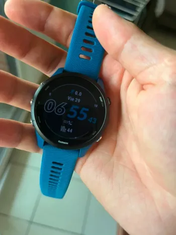 Used Garmin Forerunner 255 bike — image 2 of 4