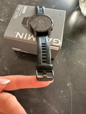 Used Garmin fenix 7s pro bike — image 4 of 9