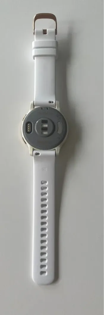 Used Garmin Vivoactive 4S 2023 bike — image 4 of 6