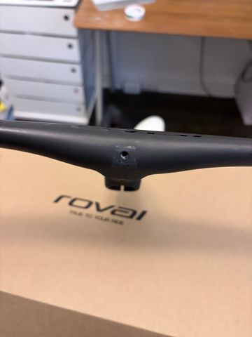 Used Roval Rapide Cockpit 2024 bike — image 4 of 5