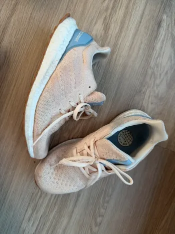 Używany Adidas Ultraboost bike — zdjęcie 3 z 5