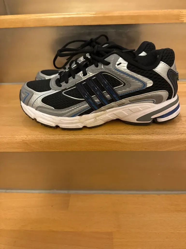 Tweedehands Adidas Sportschuhe bike — afbeelding 2 van 5