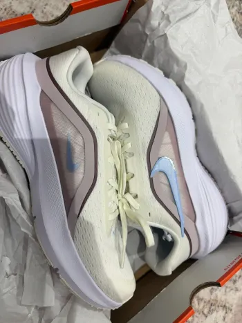 Tweedehands Nike Schuhe bike — afbeelding 3 van 4