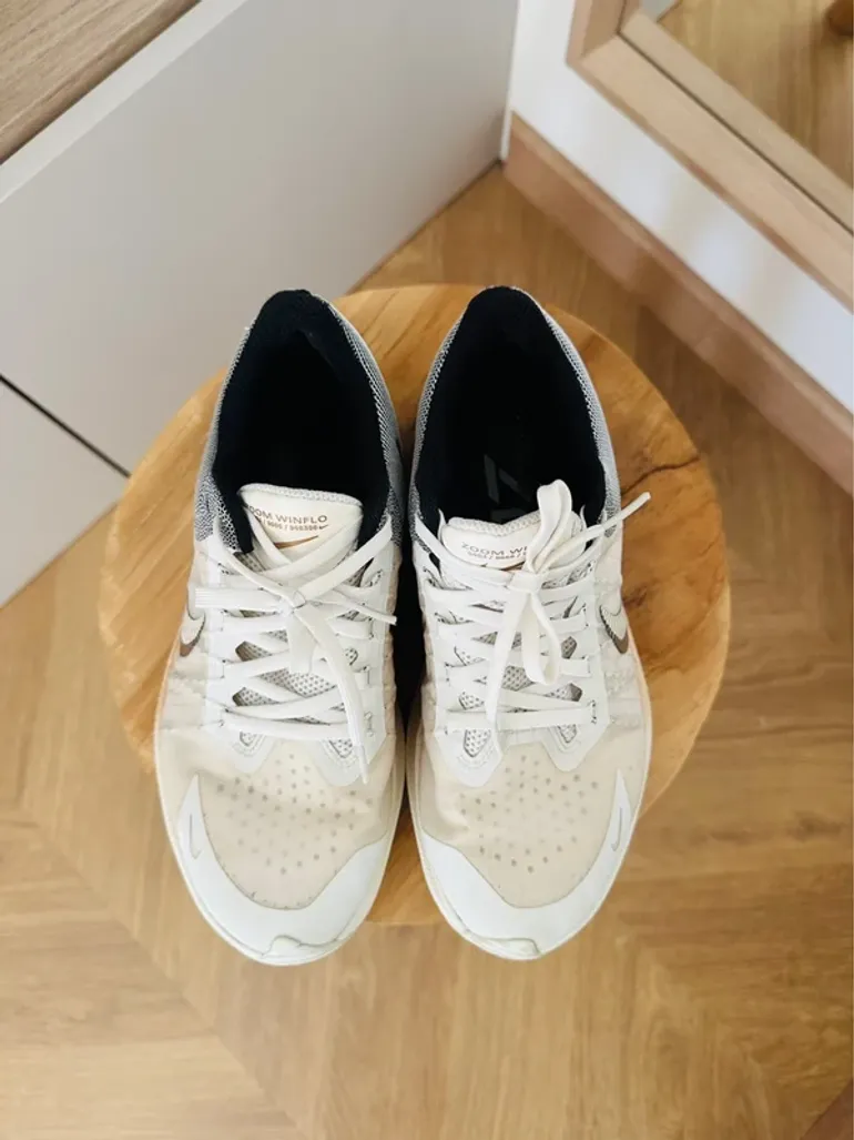 Brugt Nike Running Shoes Size 37.5 bike — billede 5 af 5