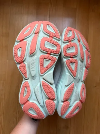 Hoka Bondi 8 bike d'occasion — image 9 sur 9