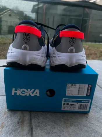 Tweedehands Hoka Speedgoat 7 bike — afbeelding 4 van 5