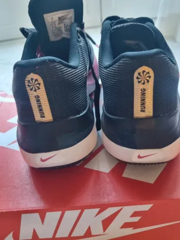 Použité Nike ZOOM fly 5 bike — obrázek 7 z 8