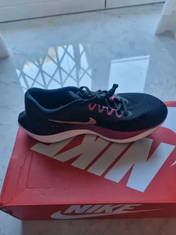 Použité Nike ZOOM fly 5 bike — obrázek 3 z 8