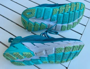 Použité Hoka Laufschuhe türkis bike — obrázek 2 z 3