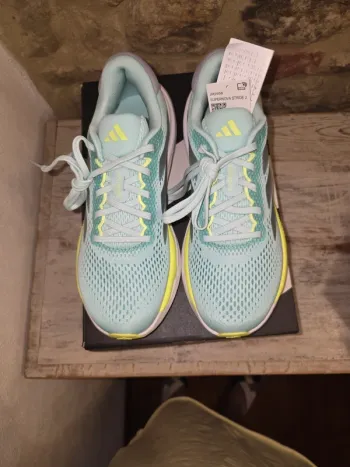Käytetty Adidas Scarpe running donna tg 40 bike — kuva 2 / 8
