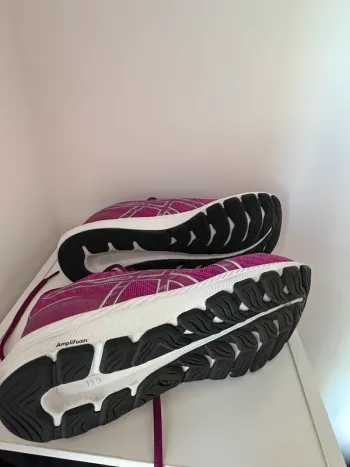 Used Asics Gel-Excite 9 bike — image 3 of 4