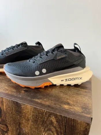 Käytetty Nike ZoomX Zegama Trail 2 bike — kuva 2 / 6