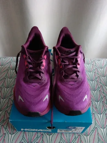 Brugt Hoka running shoes bike